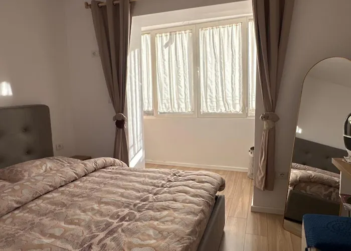 Tirana Apartment Center Jon