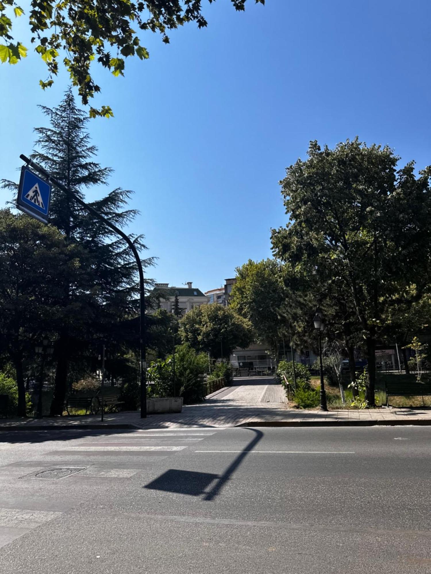 Apartment Center Jon Tirana