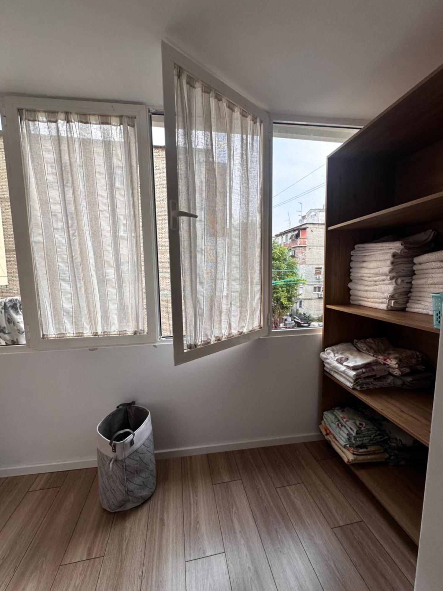 Center Jon Apartment